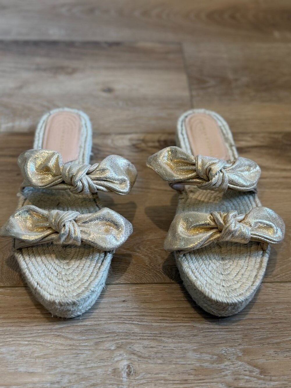 Loeffler Randall Gold Leather Daisy Espadrilles sz 10